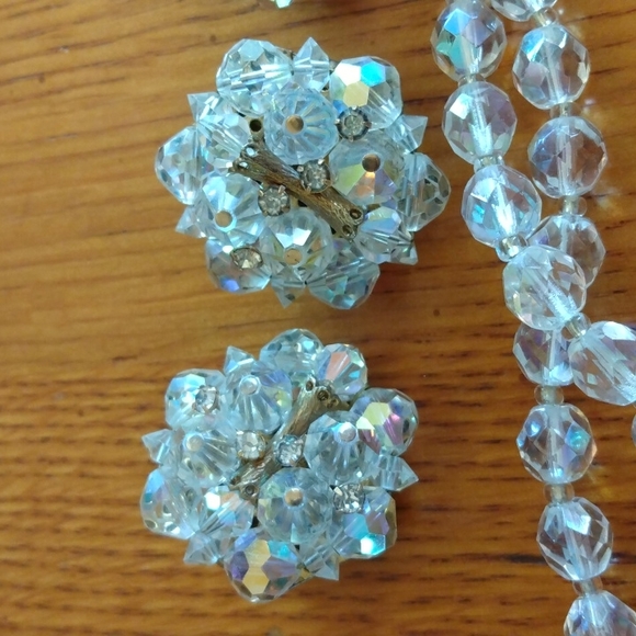 Double Strand AB Clear Bead Necklace, Brooch and Assorted Earrings - Picture 5 of 11